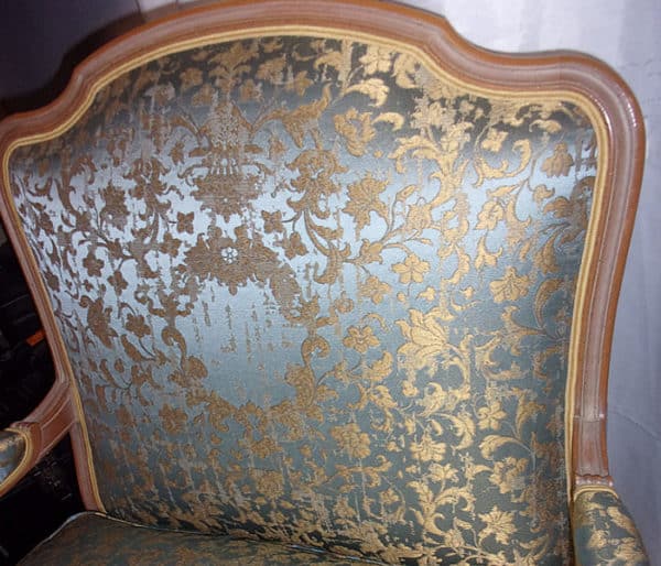 Tissu soyeux motif XVIIIeme siècle