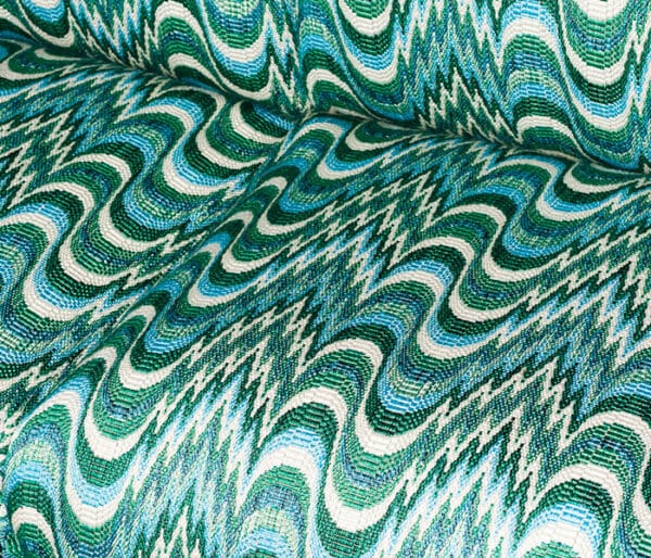 Tissu Jacquard représentant de larges ondulations colorées